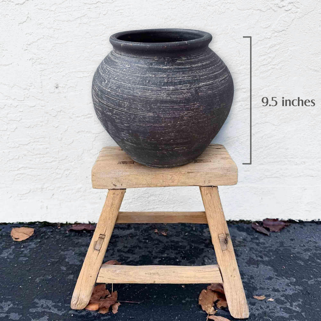 10'' Handmade Clay Black Rustic Textured Vase，Rustic Round Black Terracotta Farmhouse Vase Heavyweight